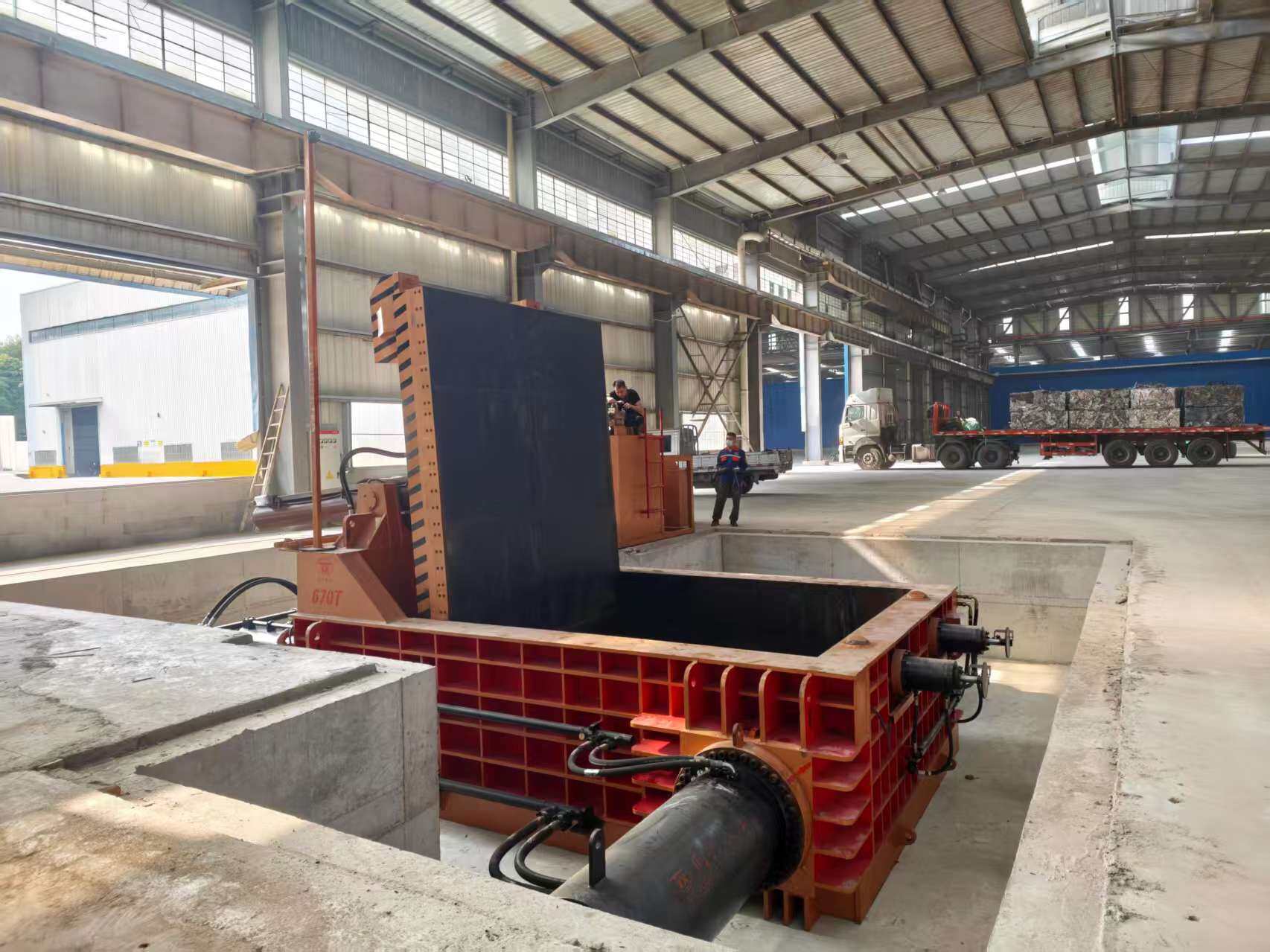 Double Main Cylinder Baler photo 5